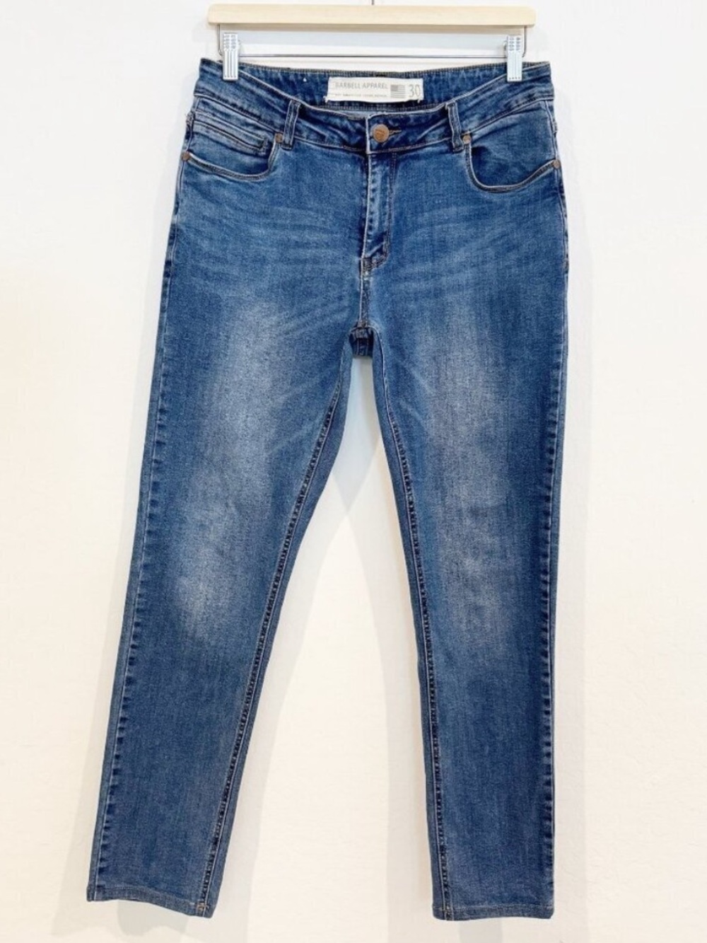 Barbell Apparel Straight Leg Medium Wash Jeans Casual Mens Blue Basic‎ Preppy 30